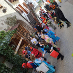 bambini in maschera