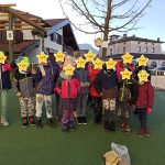 bambini in giardino