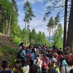 bambini in cammino