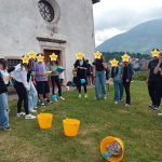 ragazzi che giocano